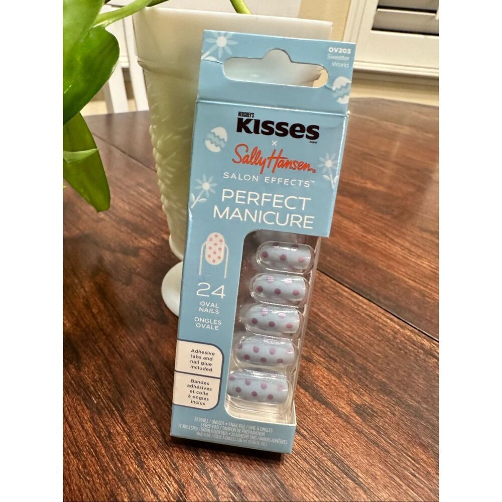 Hersheys Kisses Blue and Silver Sally Hansen 24 Press on Oval Nails With Glue Ne